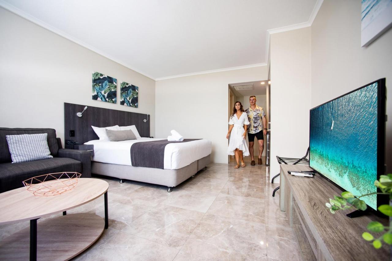 Sunshine Tower Hotel Кернс Екстериор снимка
